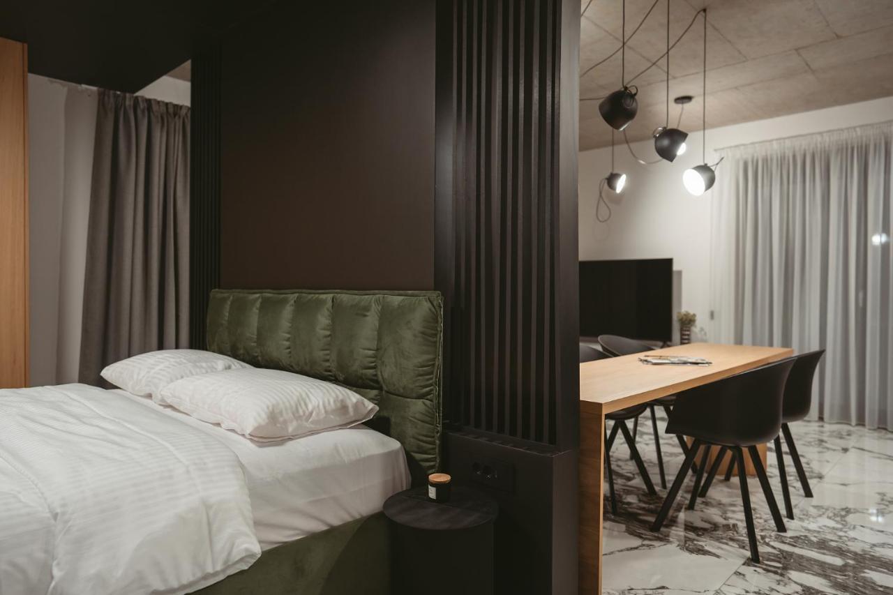26Bricks Luxury Suites Oradea Εξωτερικό φωτογραφία