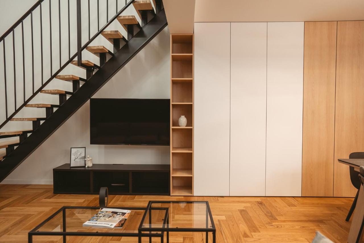26Bricks Luxury Suites Oradea Εξωτερικό φωτογραφία