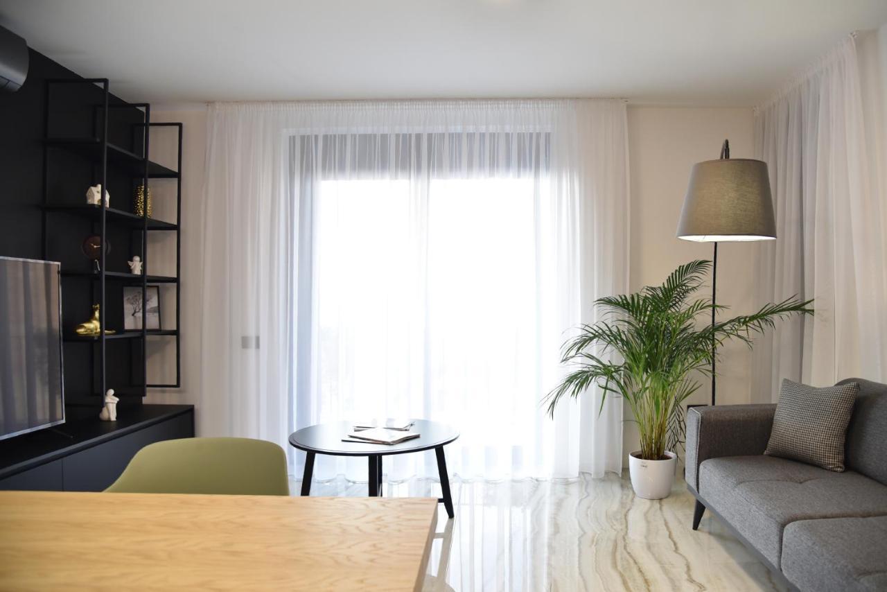 26Bricks Luxury Suites Oradea Εξωτερικό φωτογραφία
