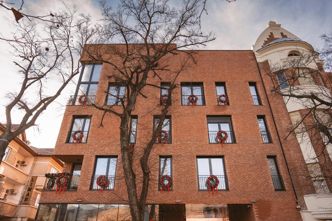 26Bricks Luxury Suites Oradea Εξωτερικό φωτογραφία