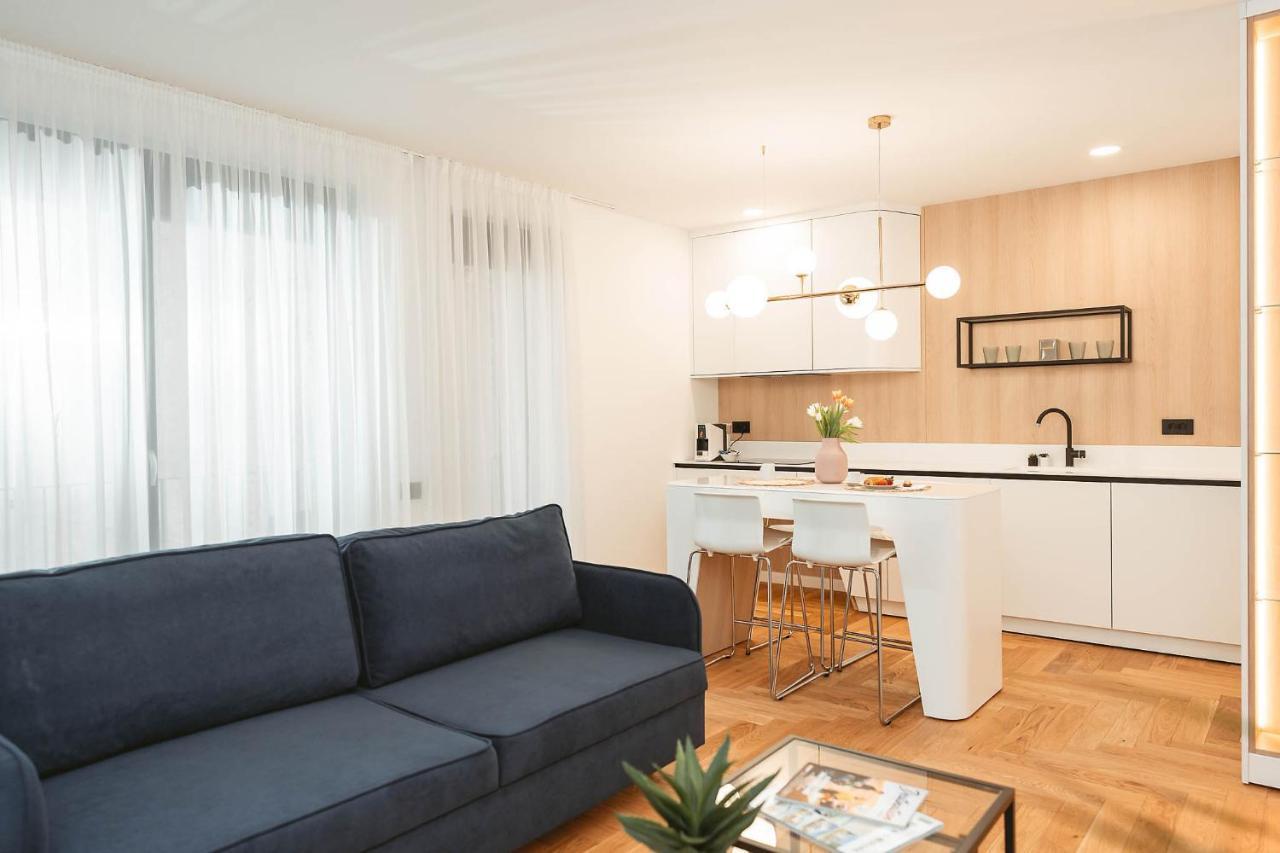 26Bricks Luxury Suites Oradea Εξωτερικό φωτογραφία