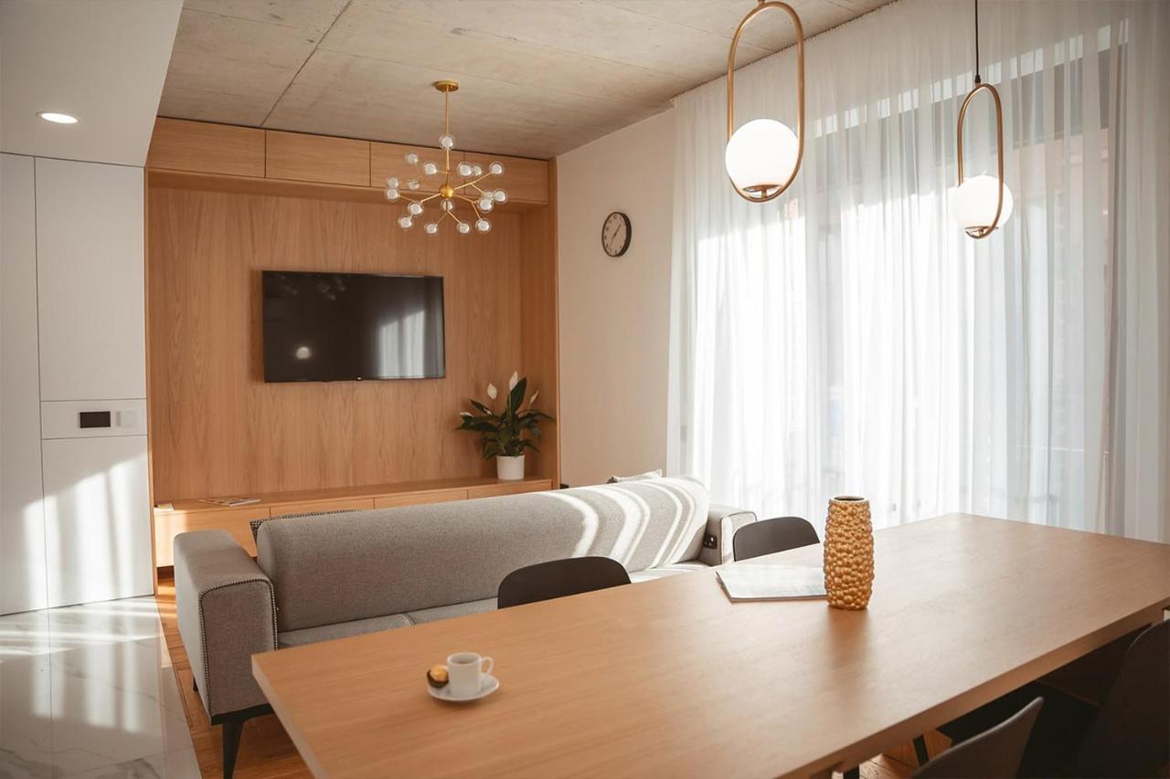 26Bricks Luxury Suites Oradea Εξωτερικό φωτογραφία
