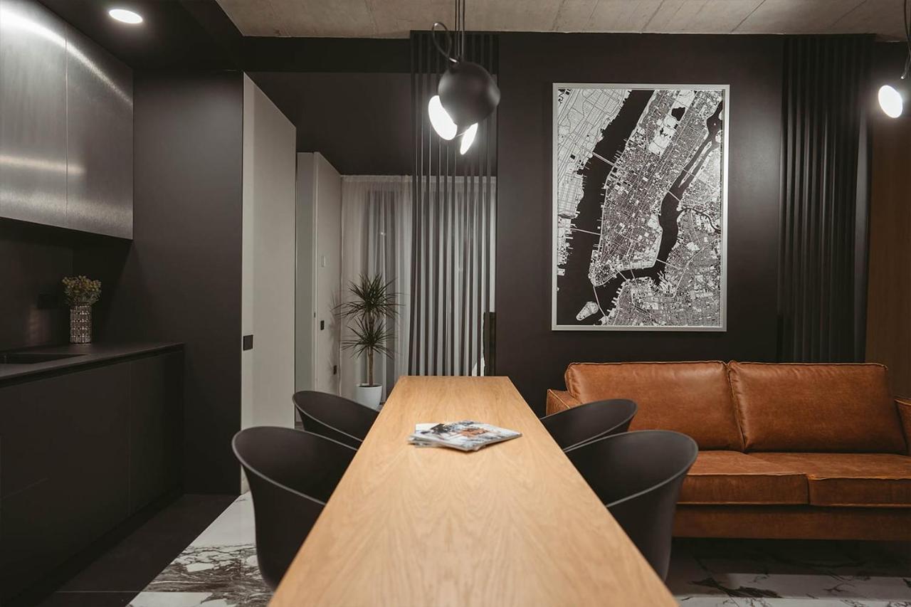 26Bricks Luxury Suites Oradea Εξωτερικό φωτογραφία