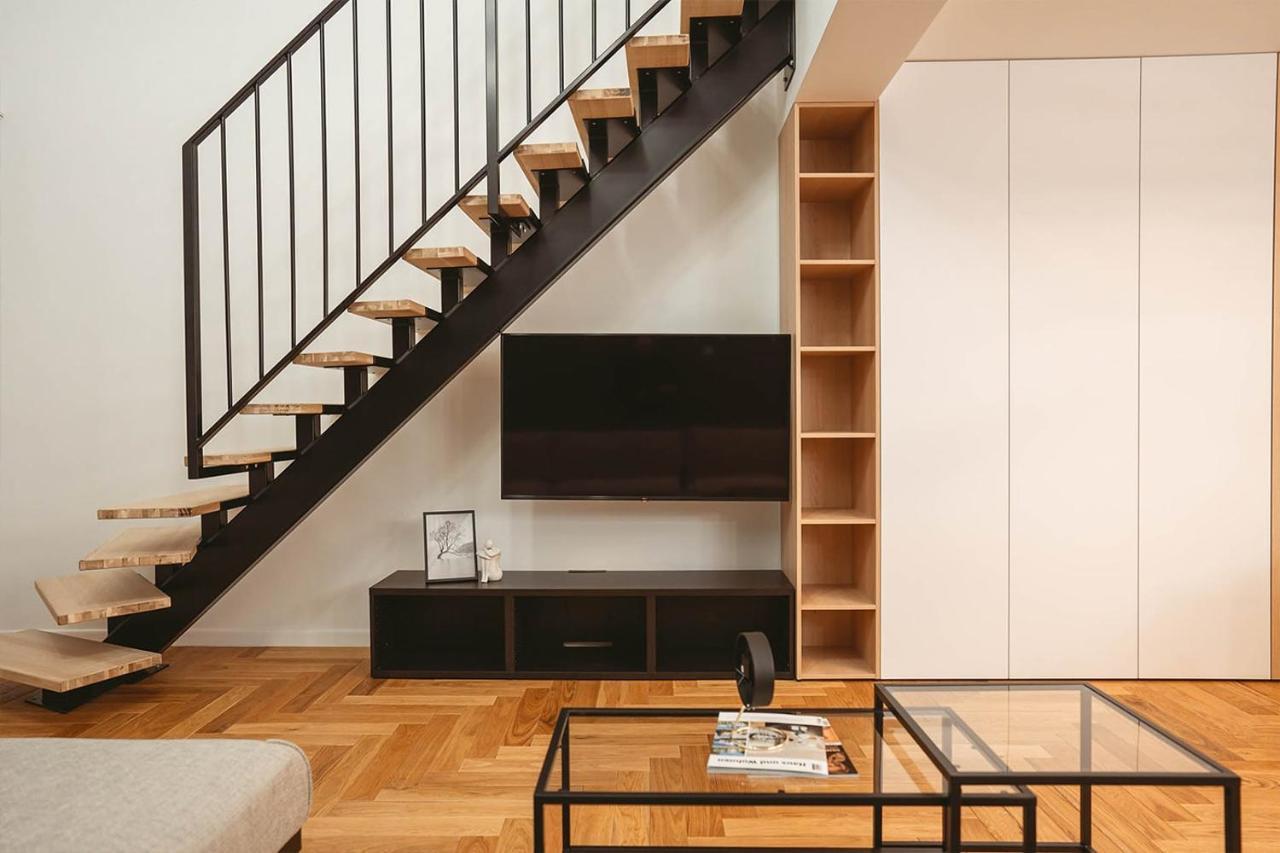 26Bricks Luxury Suites Oradea Εξωτερικό φωτογραφία