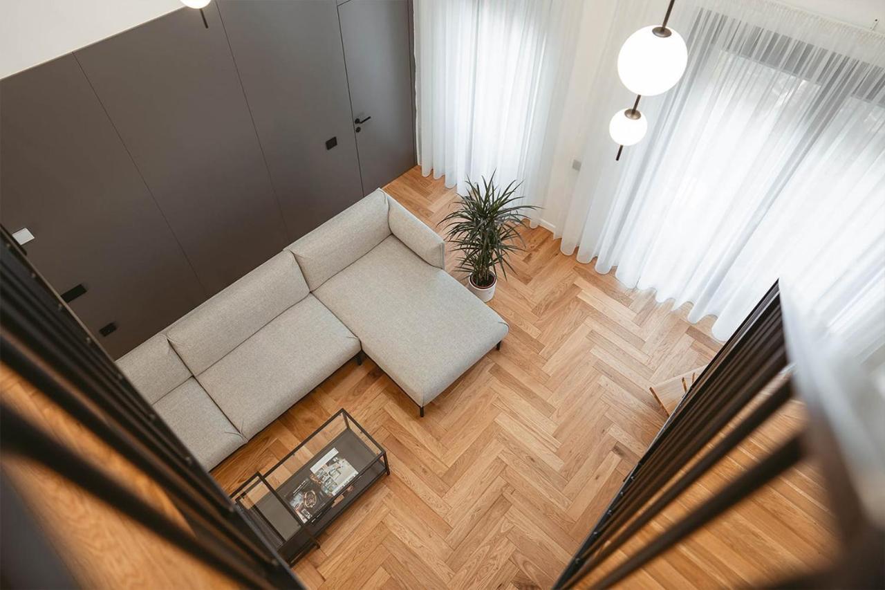 26Bricks Luxury Suites Oradea Εξωτερικό φωτογραφία